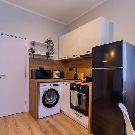Eiffel Elegance - Stylish Apartment